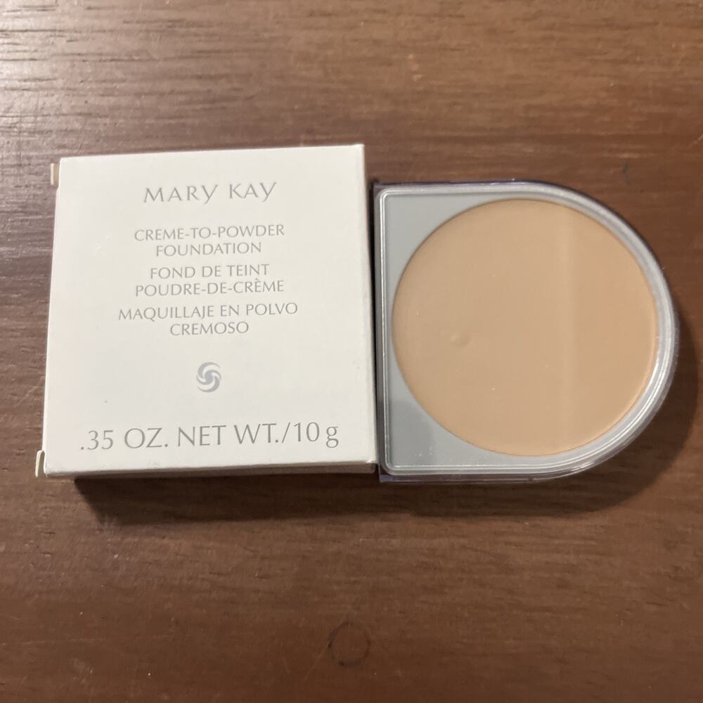 Mary Kay Creme To Powder Foundation Ivory 1.0 .35 oz New Old Stock 310100